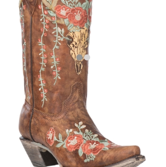 Corral Shoes - Cowgirl boots